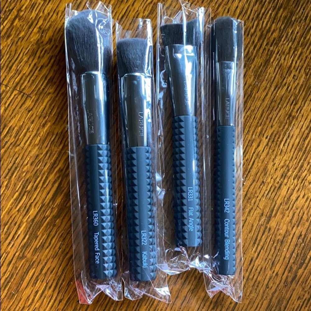 Laruce Face Makeup Brushes